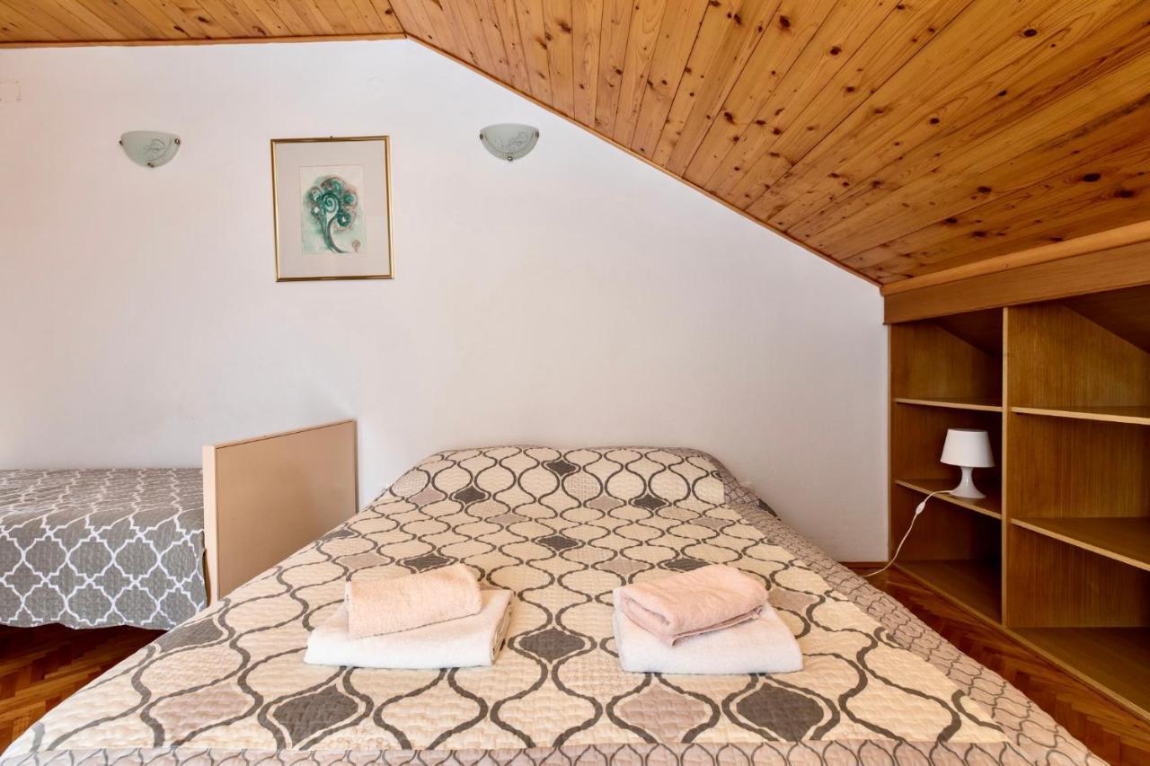 Apartments And Rooms Spiro Mimice Extérieur photo